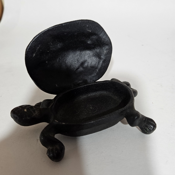 Turtle Trinket Box - Picture 5 of 6